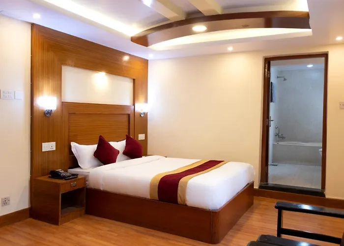 Everland Hotel 3*