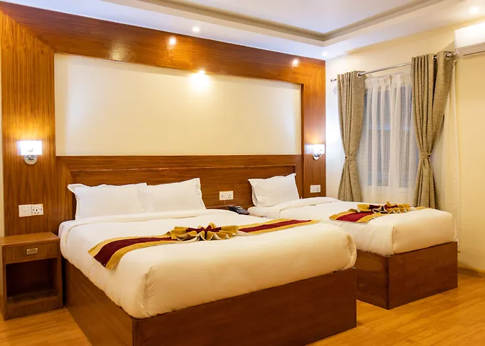 Everland Hotel 3*